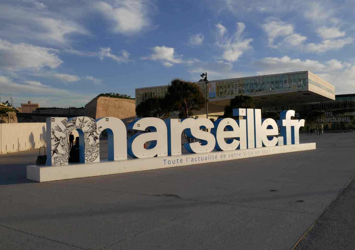 Chauffeur Marseille | Parisluxurydrive